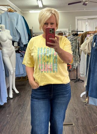 Yellow comfort color t shirt with the writing I Dilly and I Dally