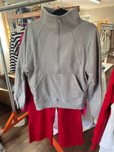 Load image into Gallery viewer, Half Zip Pullover