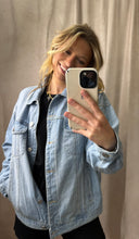 Load image into Gallery viewer, Oversized Denim Jacket