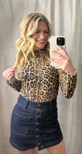 Load image into Gallery viewer, Denim Mini Skirt