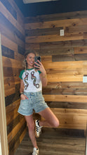 Load image into Gallery viewer, Washed Denim Short