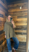 Load image into Gallery viewer, Oversized Mineral Wash Tee